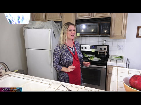 ❤️ Madrastra ordeñándole en la cocina antes de su cita ❤ Video de porno en es.chengchengsm4.top ❌️❤️❤️❤️❤️❤️❤️❤️
